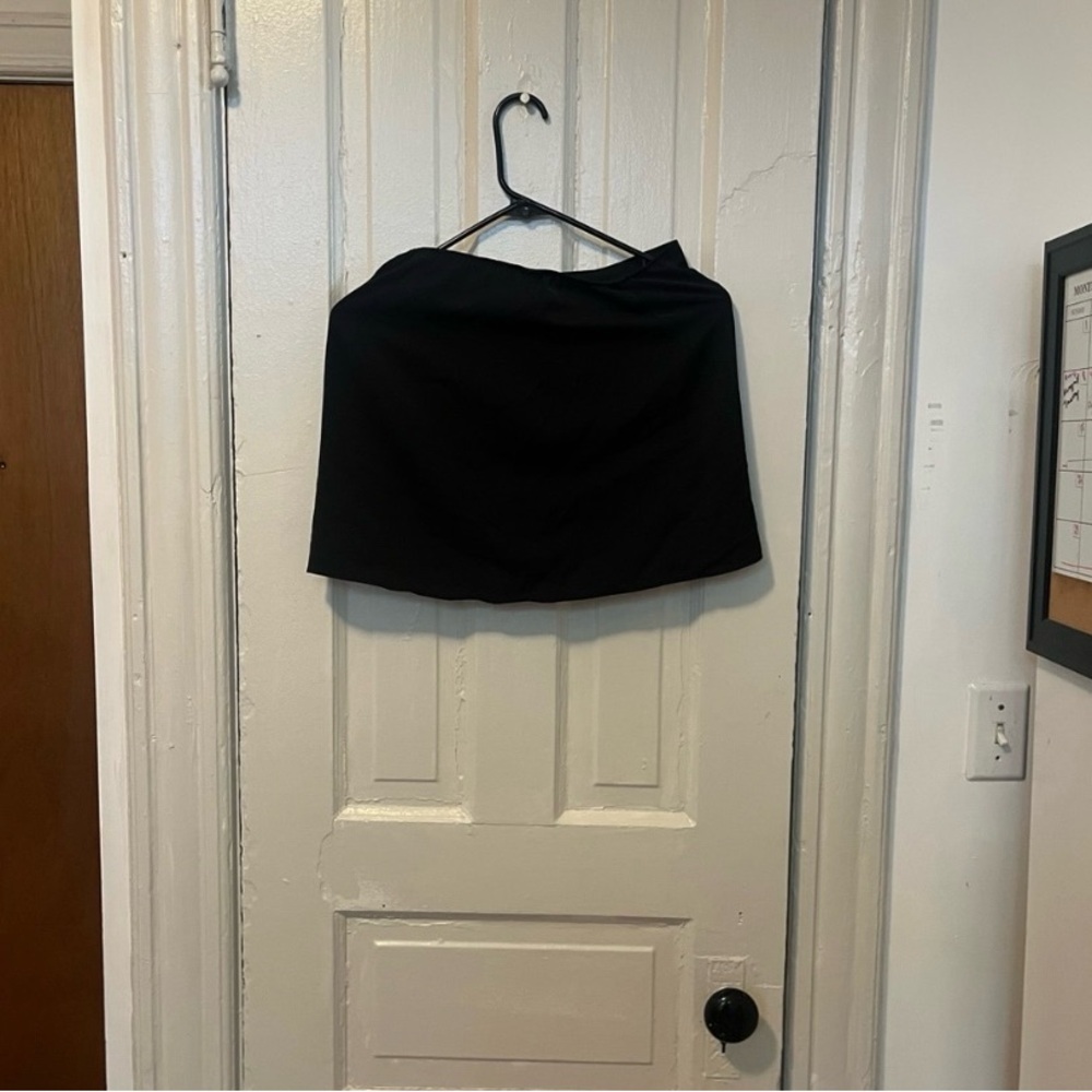 Abercrombie & Fitch Black Skort